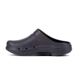 OOfos Unisex OOcloog Shoe - Black - Regular (D) -Step Vibe Shop 1200BLK 3 1
