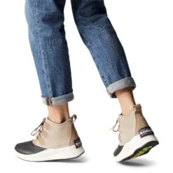 Sorel Women's Out N About III Classic Boot - Omega Taupe/Black - Regular (B) -Step Vibe Shop 1951331 264 a9