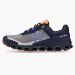 On Running Women's Cloudvista Trail Shoe - Midnight/Copper- Regular (B) -Step Vibe Shop 64.98592 cloudvista fw22 midnight copper w g4